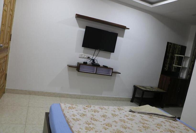 בית מלון כפרי Hill Side