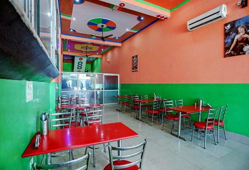 Flagship Solanki Hotel And Restaurant