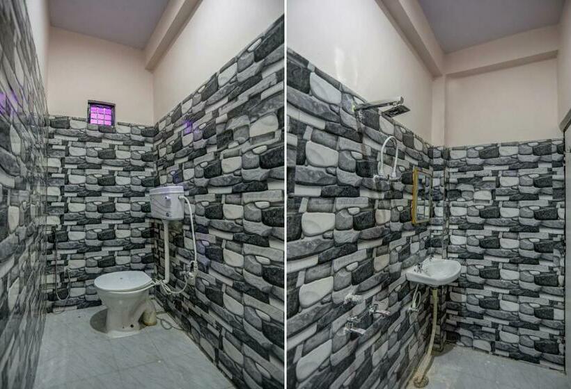 Flagship Solanki Hotel And Restaurant