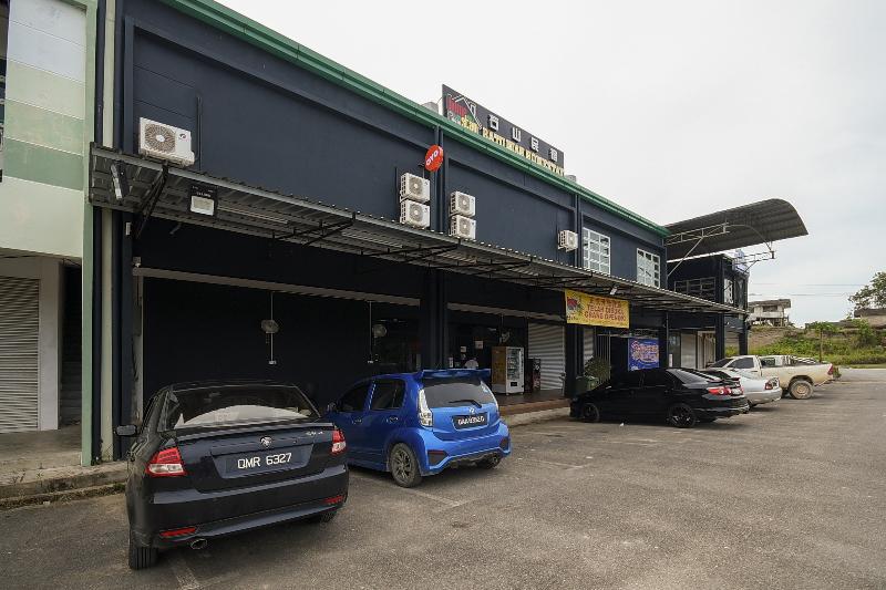 酒店 Oyo 90172 Batu Niah Homestay