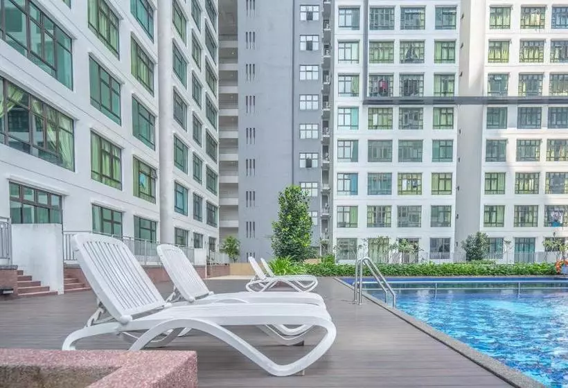 ホテル Oyo 90182 D  Summit Residence 1bhk