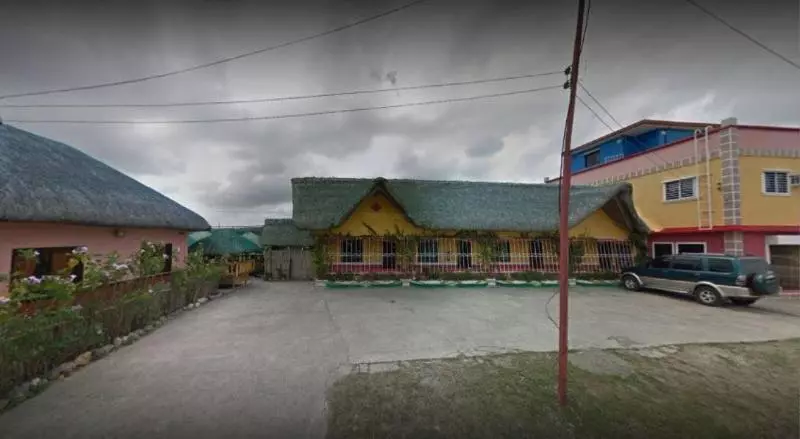 Hotelli Reddoorz Plus Near Bangui Windmills   Vaccinated Staff