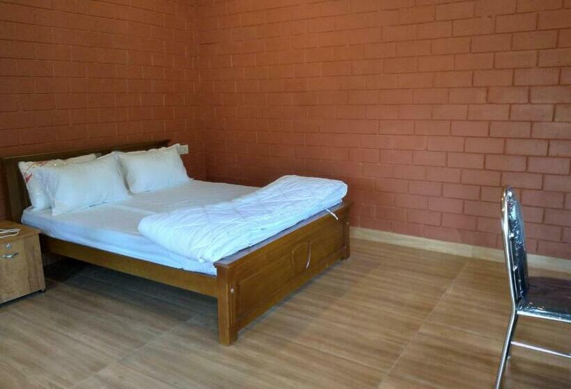 Hotel Tranquil Farms