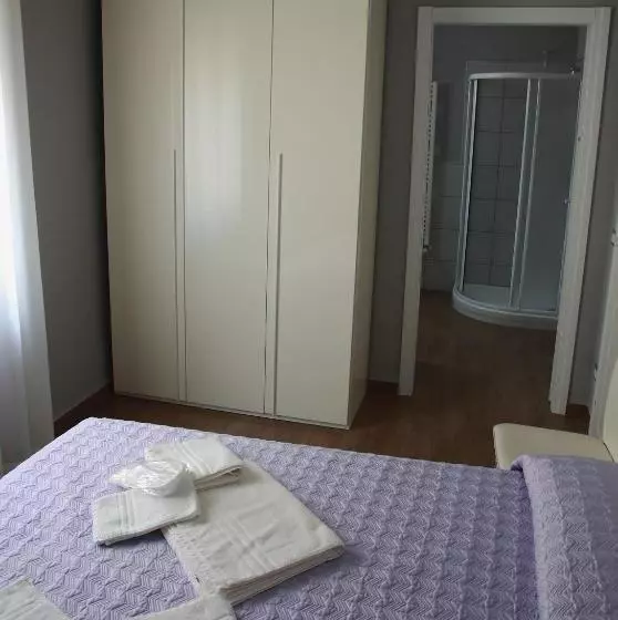 پانسیون Casa Jomi B&b Borghetto Lodigiano