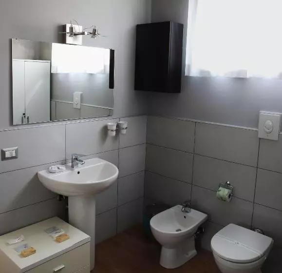 پانسیون Casa Jomi B&b Borghetto Lodigiano
