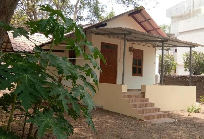 Пансион Kamat Cottages