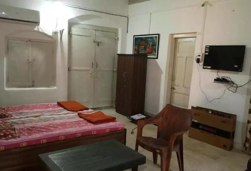 Majatalo Kamat Cottages