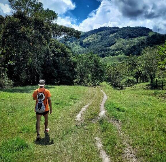 Pension La Perla Negra   Black Pearl Eco Hostel