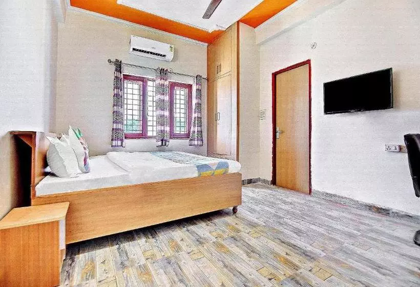 Majatalo Oyo Home 78802 Balaji Bhawan Jhajra