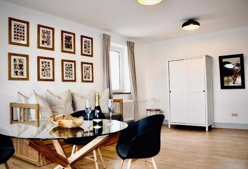 Majatalo Penziónzemianskydvor