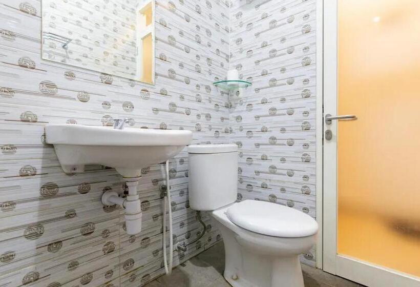 Sans Hotel Rajawali Surabaya By Reddoorz