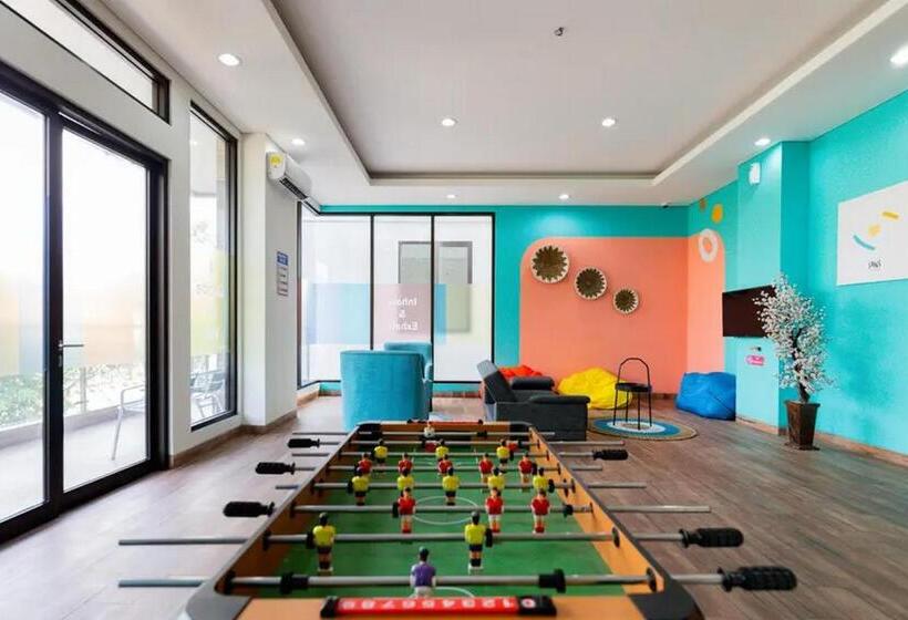 Sans Hotel Rajawali Surabaya By Reddoorz