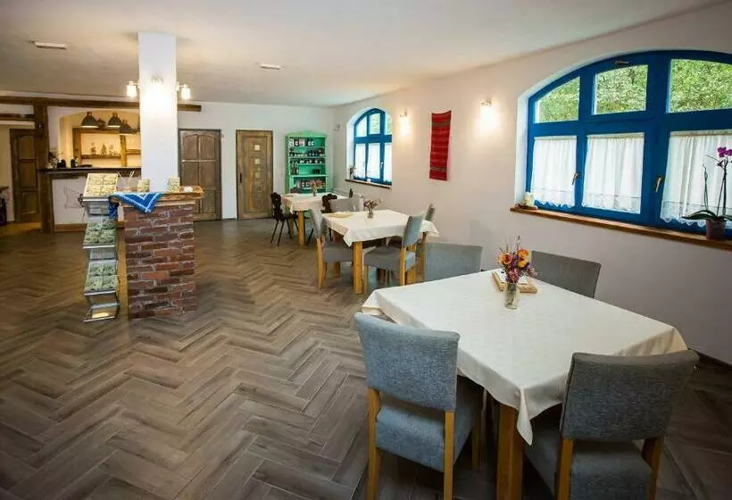 هاستل Muma Codrului