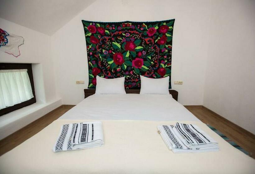 ユースホステル Muma Codrului