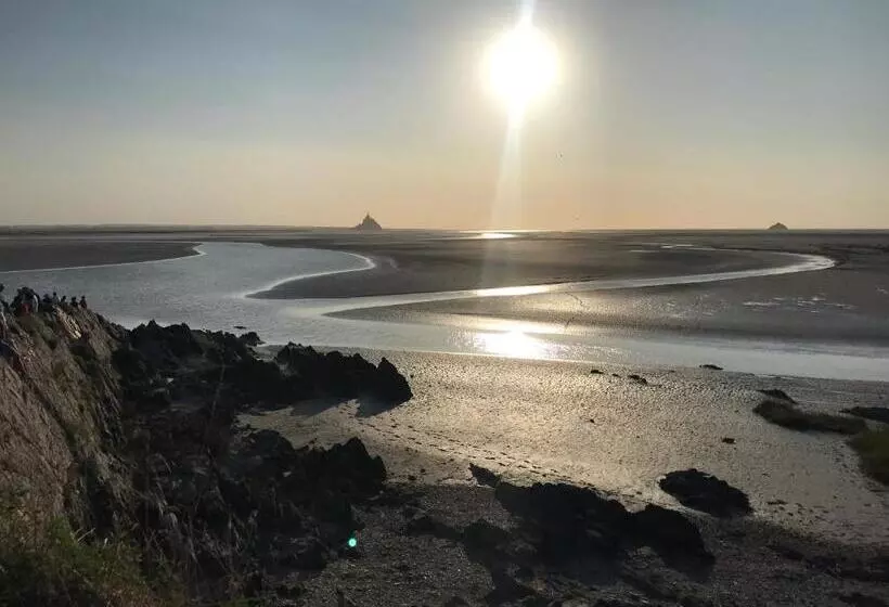 ベッドアンドブレックファースト L Entre Deux