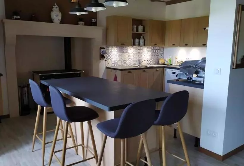 Aamiaismajoitus (B&B) La Grange De Champagnac