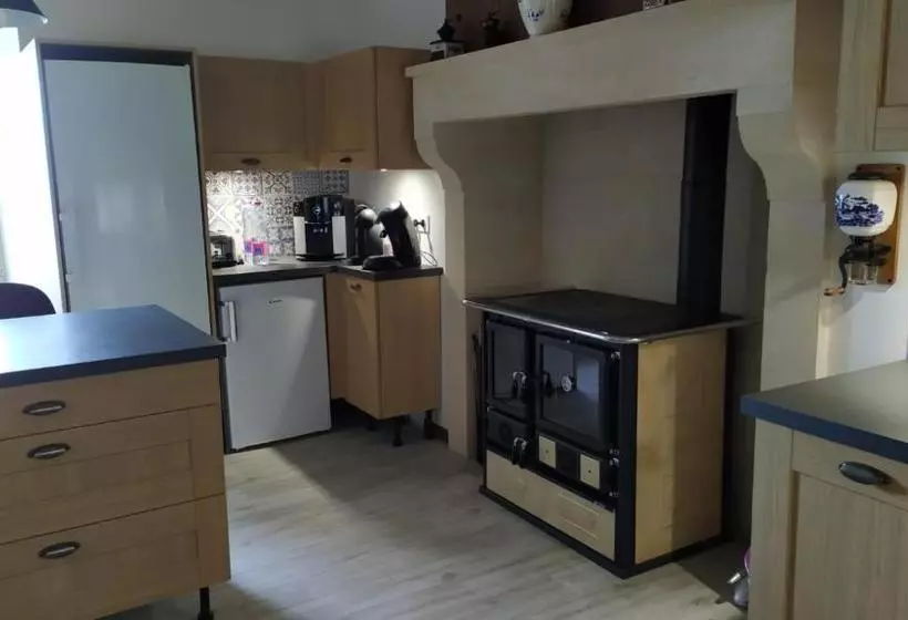 Aamiaismajoitus (B&B) La Grange De Champagnac