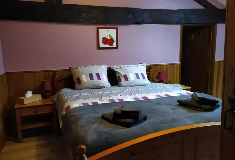 Aamiaismajoitus (B&B) La Grange De Champagnac