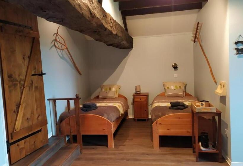 مبيت وإفطار La Grange De Champagnac