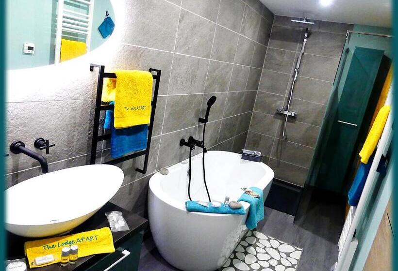 צימר The Lodge A Part