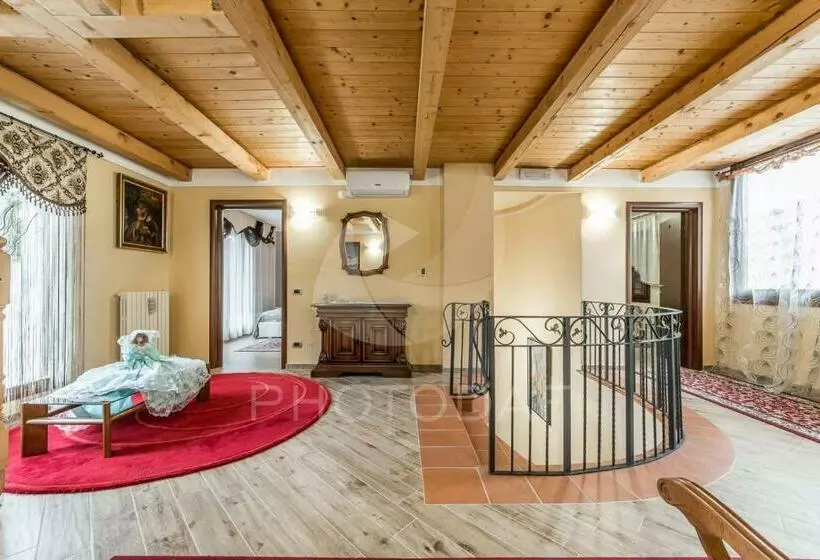 Aamiaismajoitus (B&B) Villa Paselli