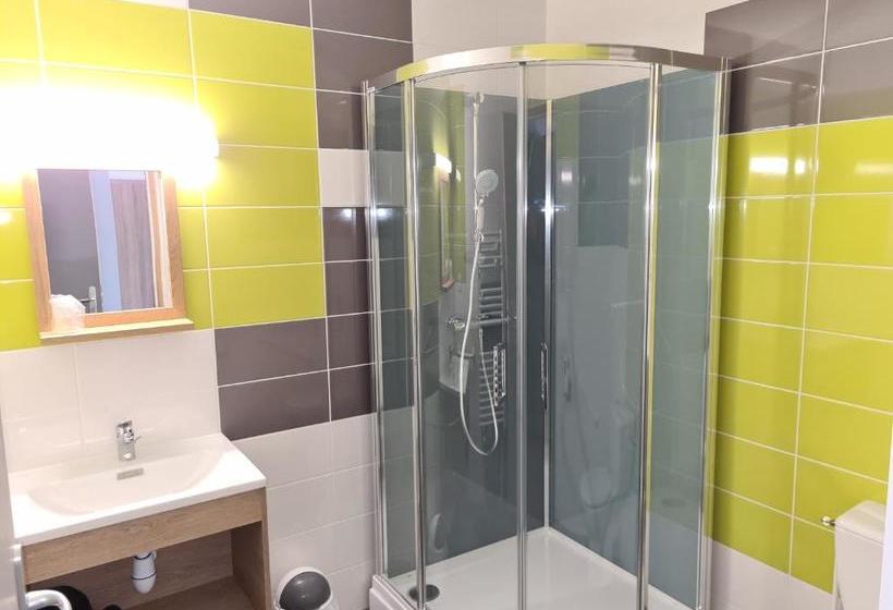 בית מלון כפרי Le Chapon Bressan