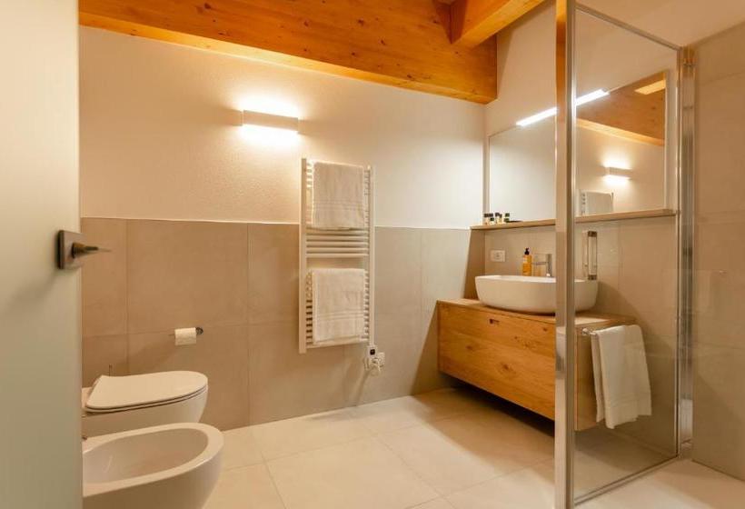 פנסיון Foresteria Crotasc