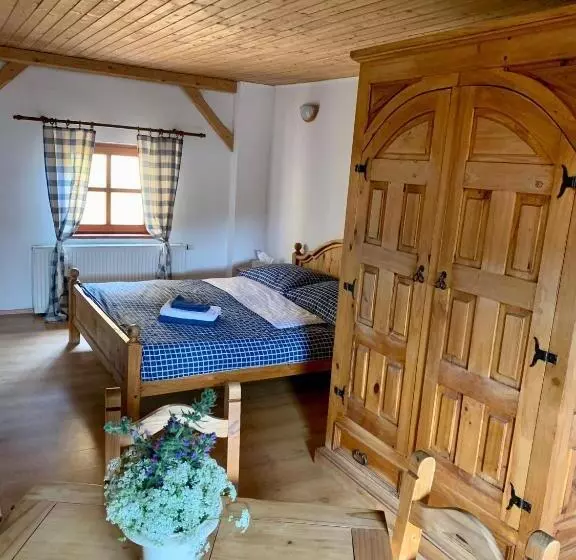 Majatalo Penzion Selský Dvůr Braňany