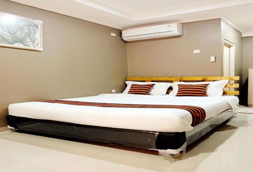 פנסיון Salihara Syariah Residence