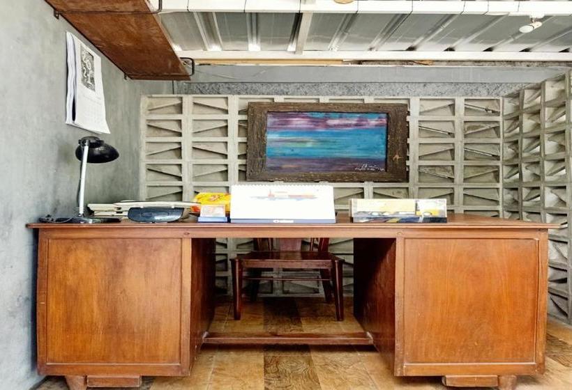 פנסיון Salihara Syariah Residence