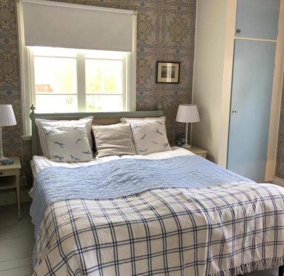 بنسيون Träslottets B&b