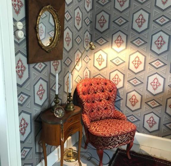 بنسيون Träslottets B&b