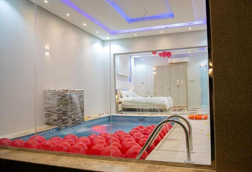 リゾートホテル شاليهات فلورنيسا الطائف