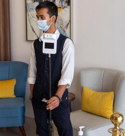 The Palaces Hotel Suites   Wadeen