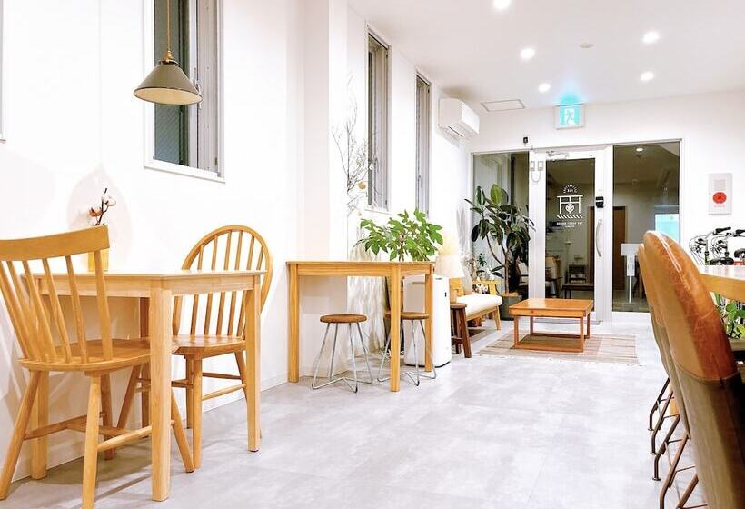 Thy Guest House   Hostel