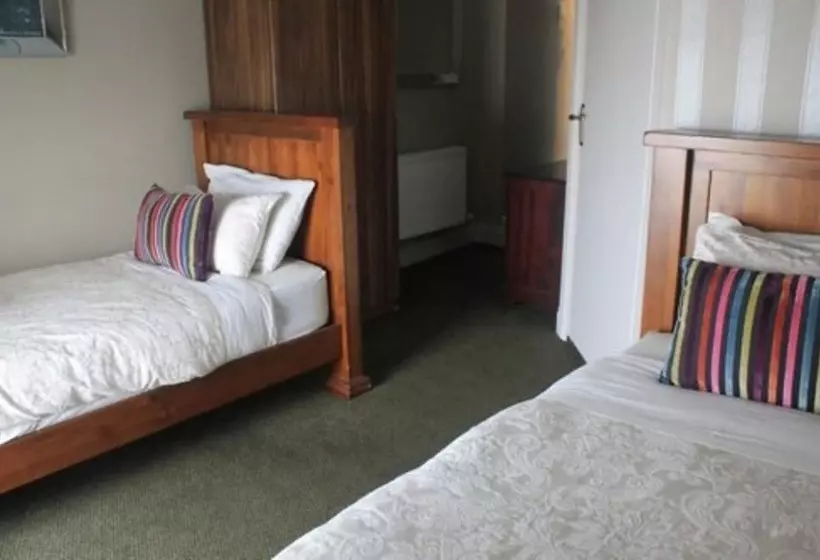 Hostelli The Seafront At Inch Beach