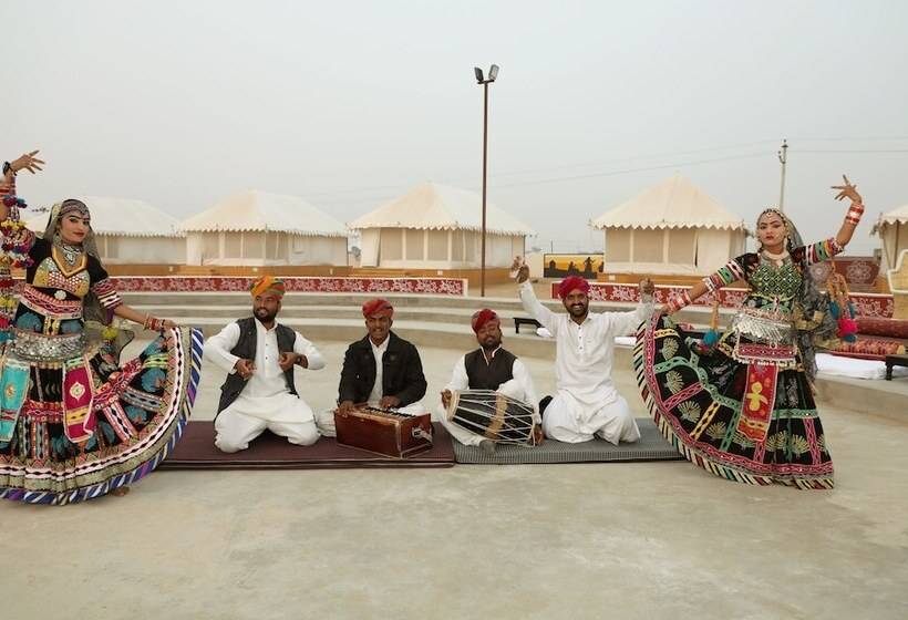 Отель Bhavya Resort  Luxury Boutique Desert Camp