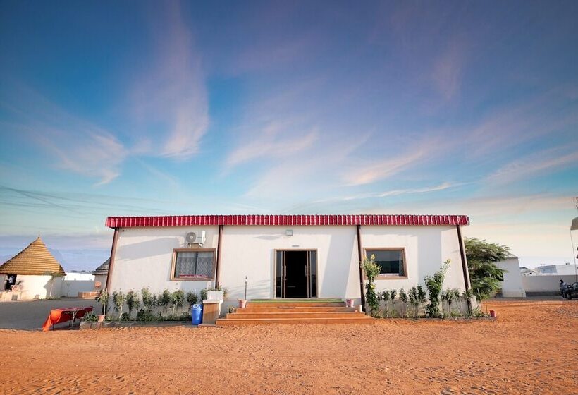 Отель Bhavya Resort  Luxury Boutique Desert Camp