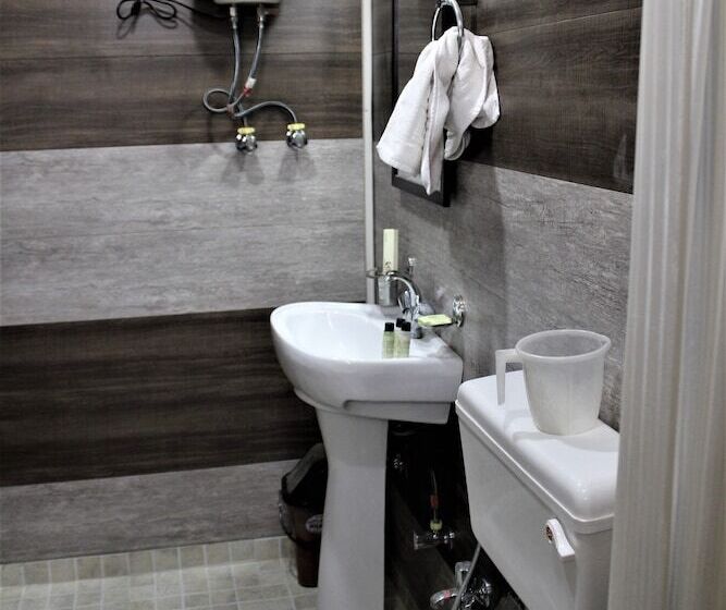 Отель Bhavya Resort  Luxury Boutique Desert Camp