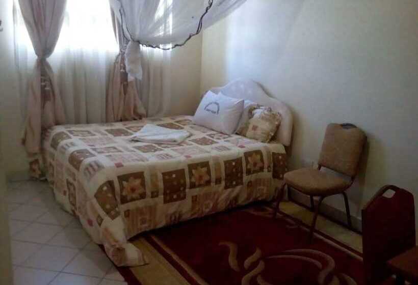 هتل Eldoret Adventist Guest House
