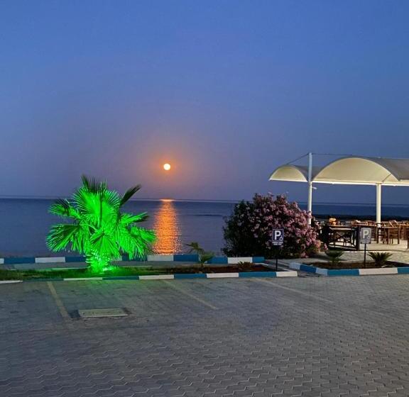 בית מלון כפרי Livana