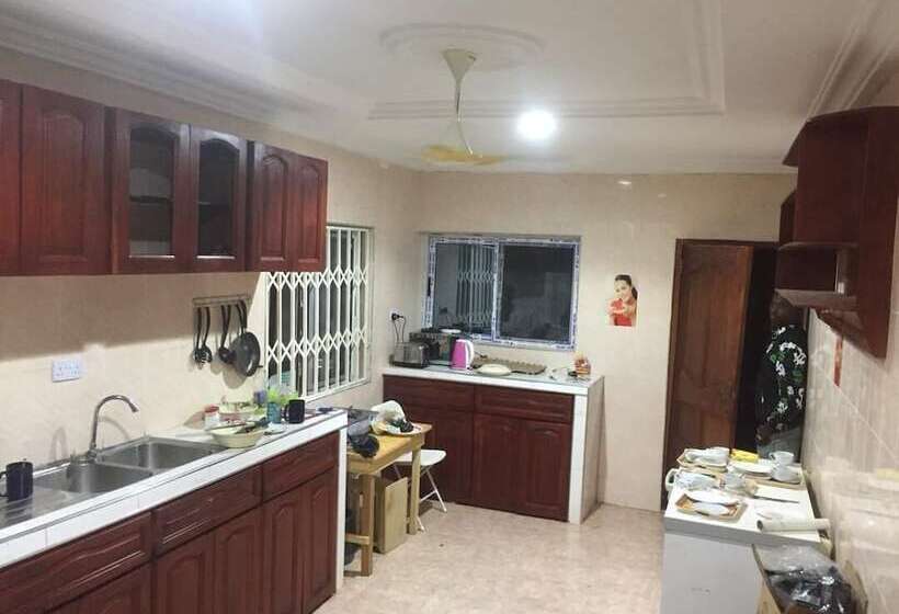 בית מלון כפרי Nyaboa