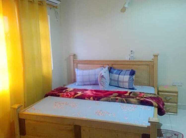 בית מלון כפרי Nyaboa