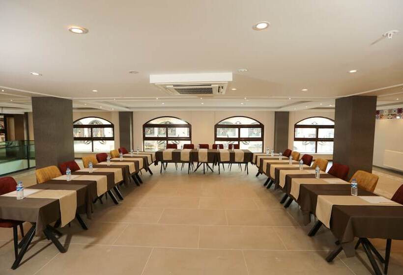 ホテル Royal Palas