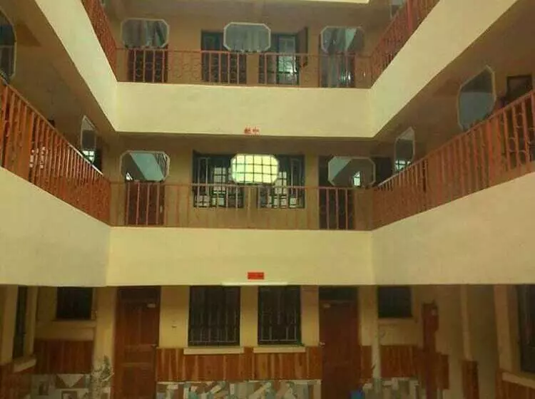 هتل The Delta Falls