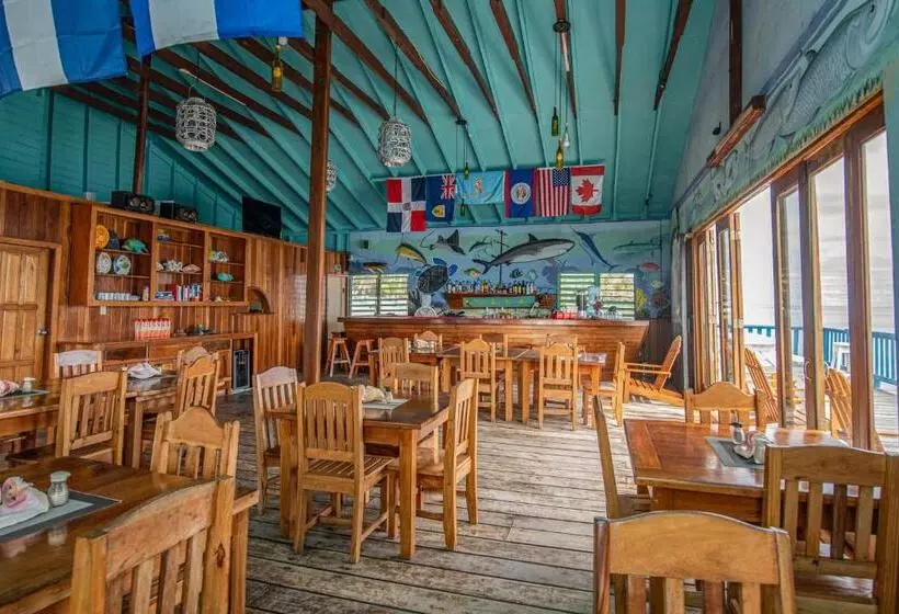 Hotelli Tranquility Bay Resort