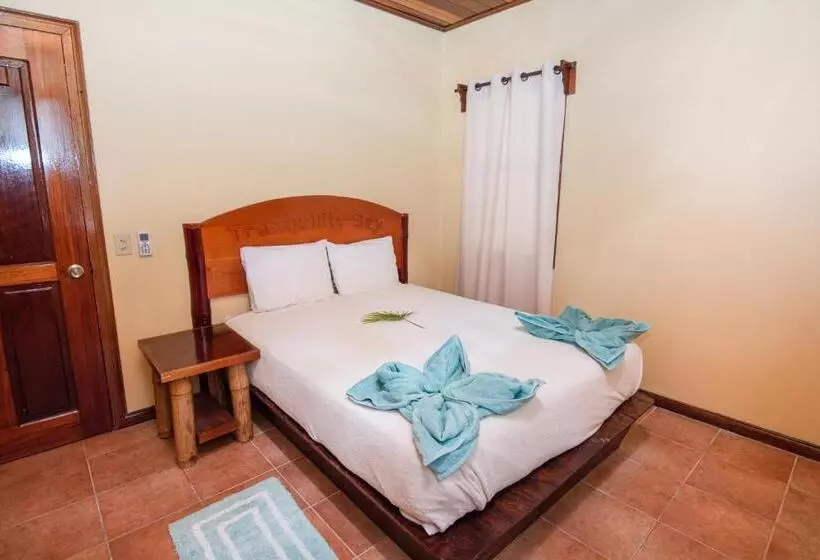 Hotelli Tranquility Bay Resort