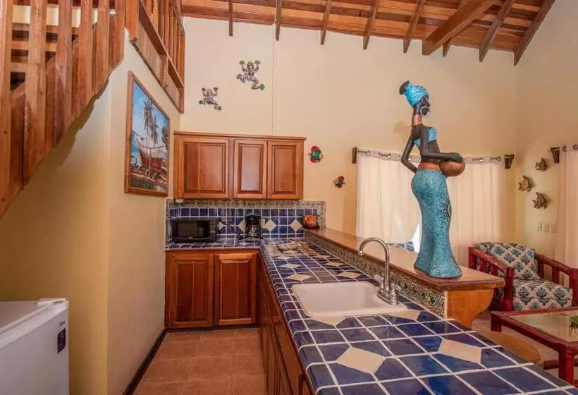 Hotelli Tranquility Bay Resort