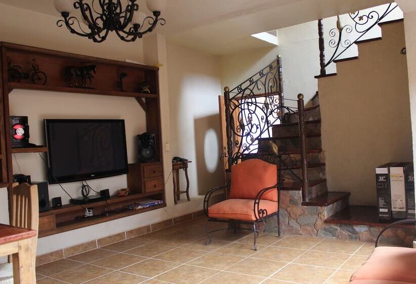 Пансион Casa Kantunil