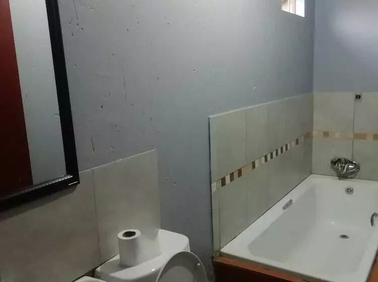 Majatalo Fgm Guesthouse